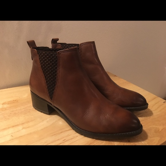 Marco Tozzi cognac Chelsea Boots - Picture 6 of 7